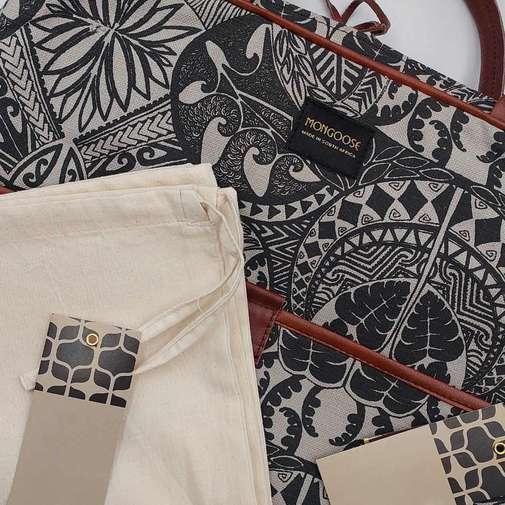 The Heritage Travel Gift Set